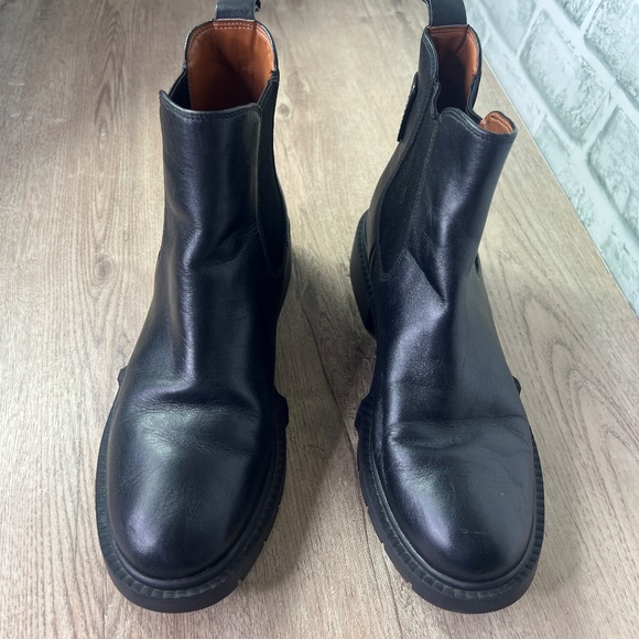Coach Chelsea Boot - Picture 4 of 9